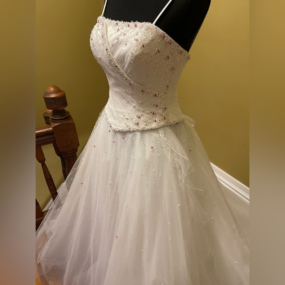 2 piece wedding gown - Picture 3 of 15